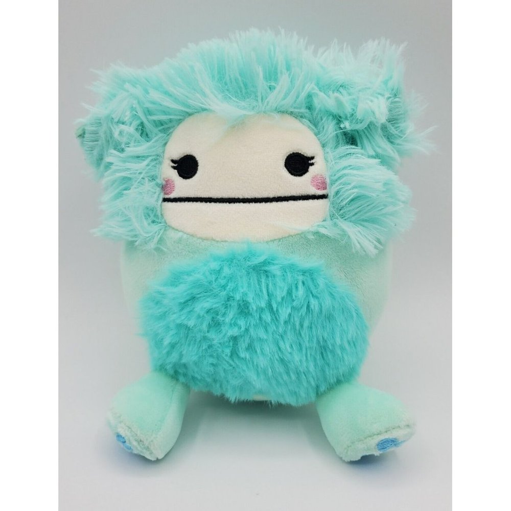 Squishmallows Joelle Blue Bigfoot Yeti 8 Inches With Tags EUC